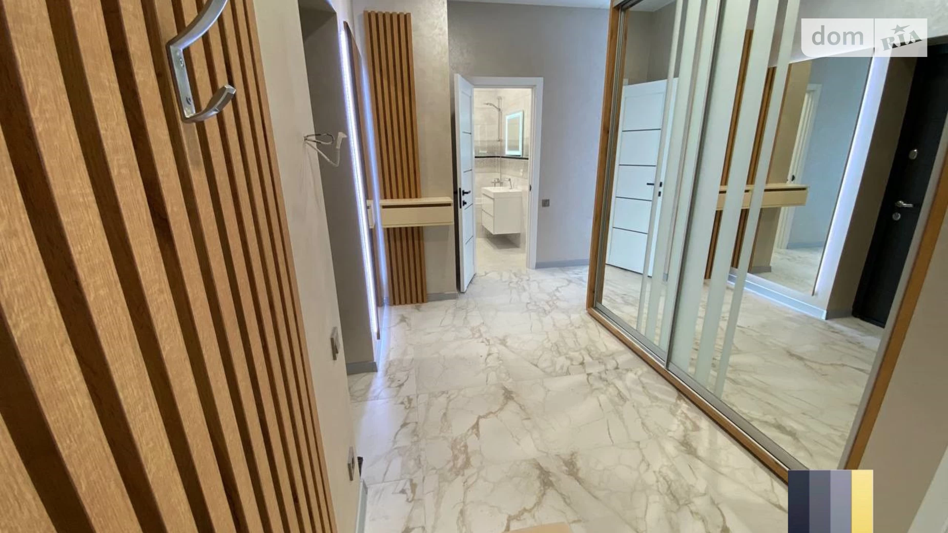 Продается 3-комнатная квартира 70 кв. м в Днепре, пер. Добровольцев, 3 - фото 2