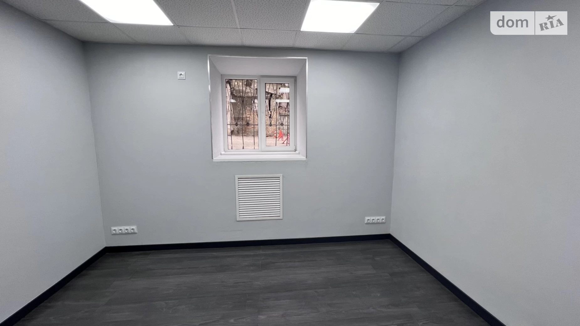 Продается офис 250 кв. м в бизнес-центре, цена: 250000 $ - фото 2
