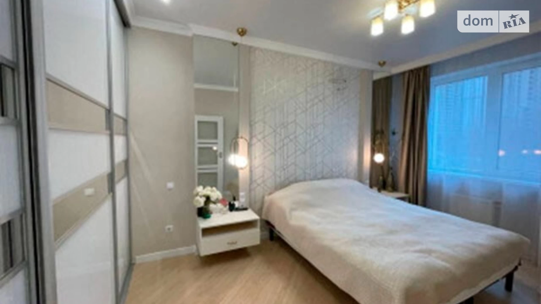 Продается 2-комнатная квартира 64 кв. м в Одессе, ул. Генуэзская, 3 - фото 2