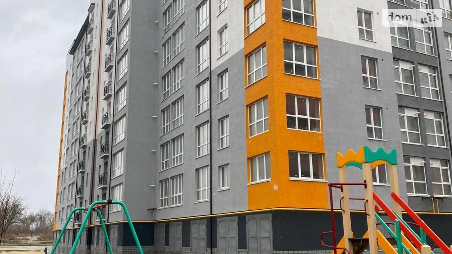 Продается 2-комнатная квартира 68.1 кв. м в Ивано-Франковске, ул. Химиков, 43 - фото 2