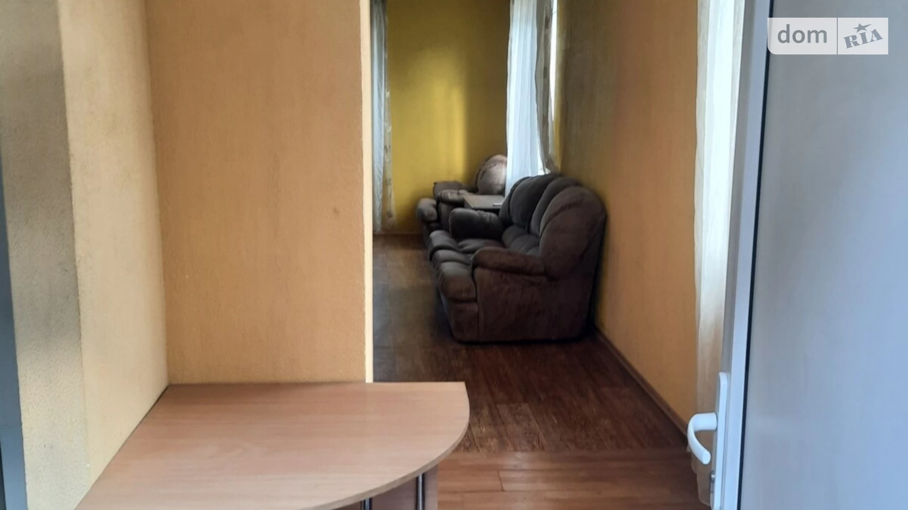 Продается 1-комнатная квартира 45 кв. м в Одессе, ул. Приморская