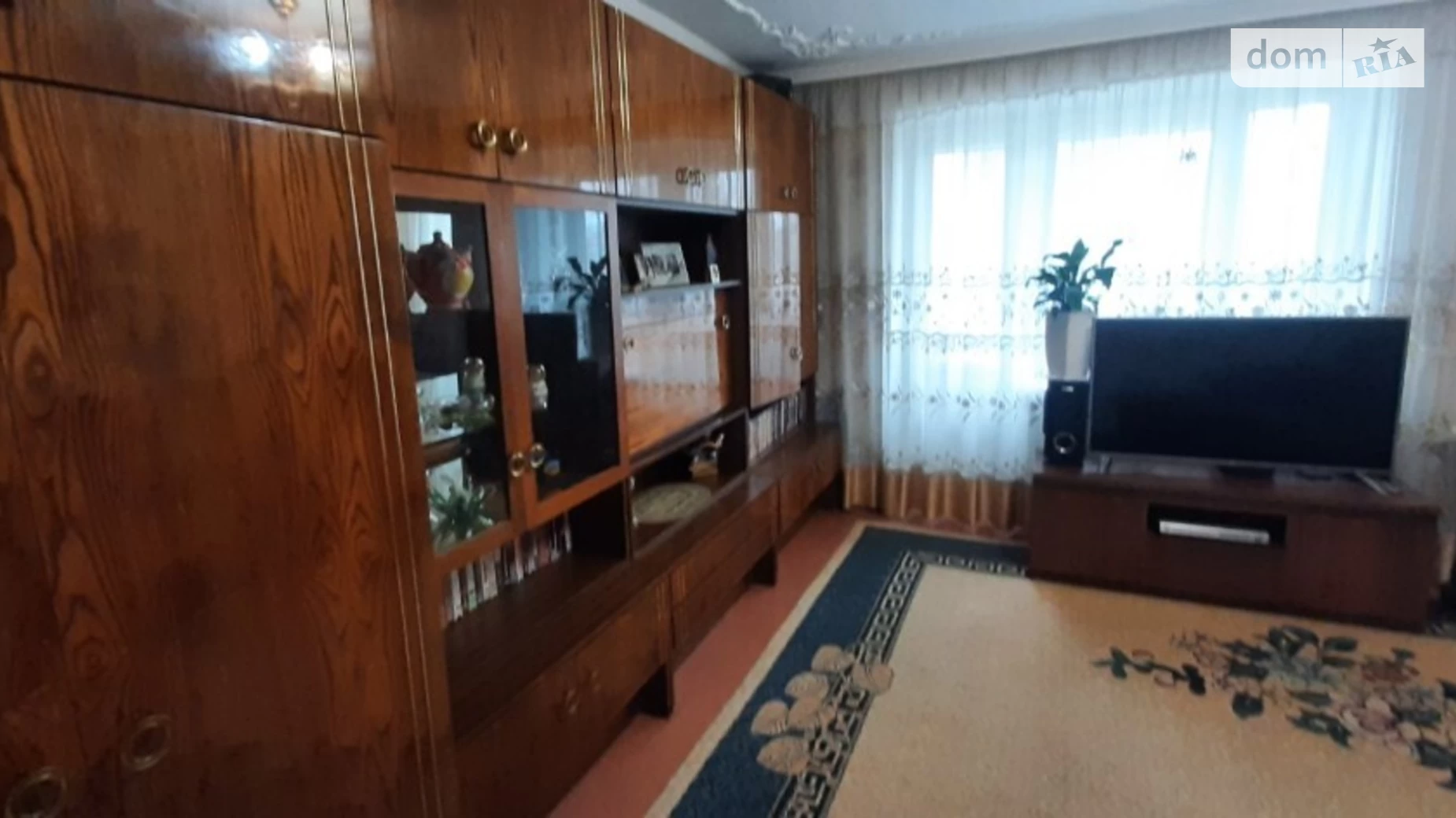 Продается 3-комнатная квартира 64 кв. м в Хмельницком