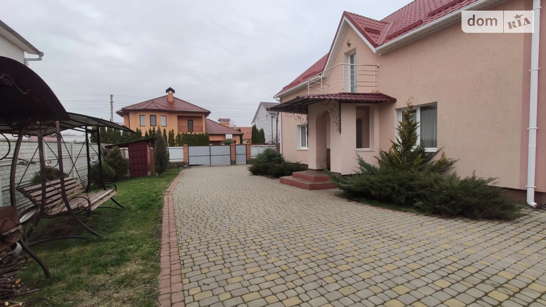Продается дом на 2 этажа 190 кв. м с садом, цена: 270000 $ - фото 3