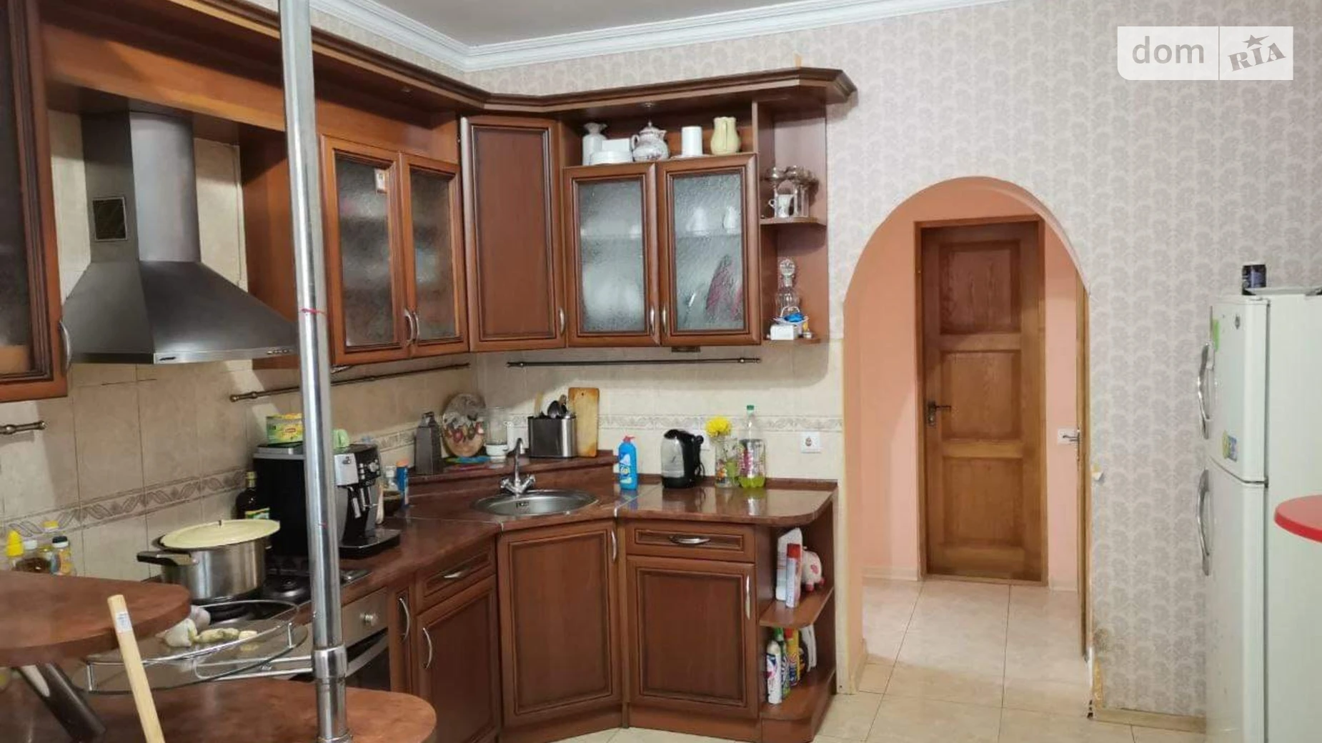 Продается дом на 2 этажа 248.4 кв. м с подвалом, цена: 120000 $ - фото 2
