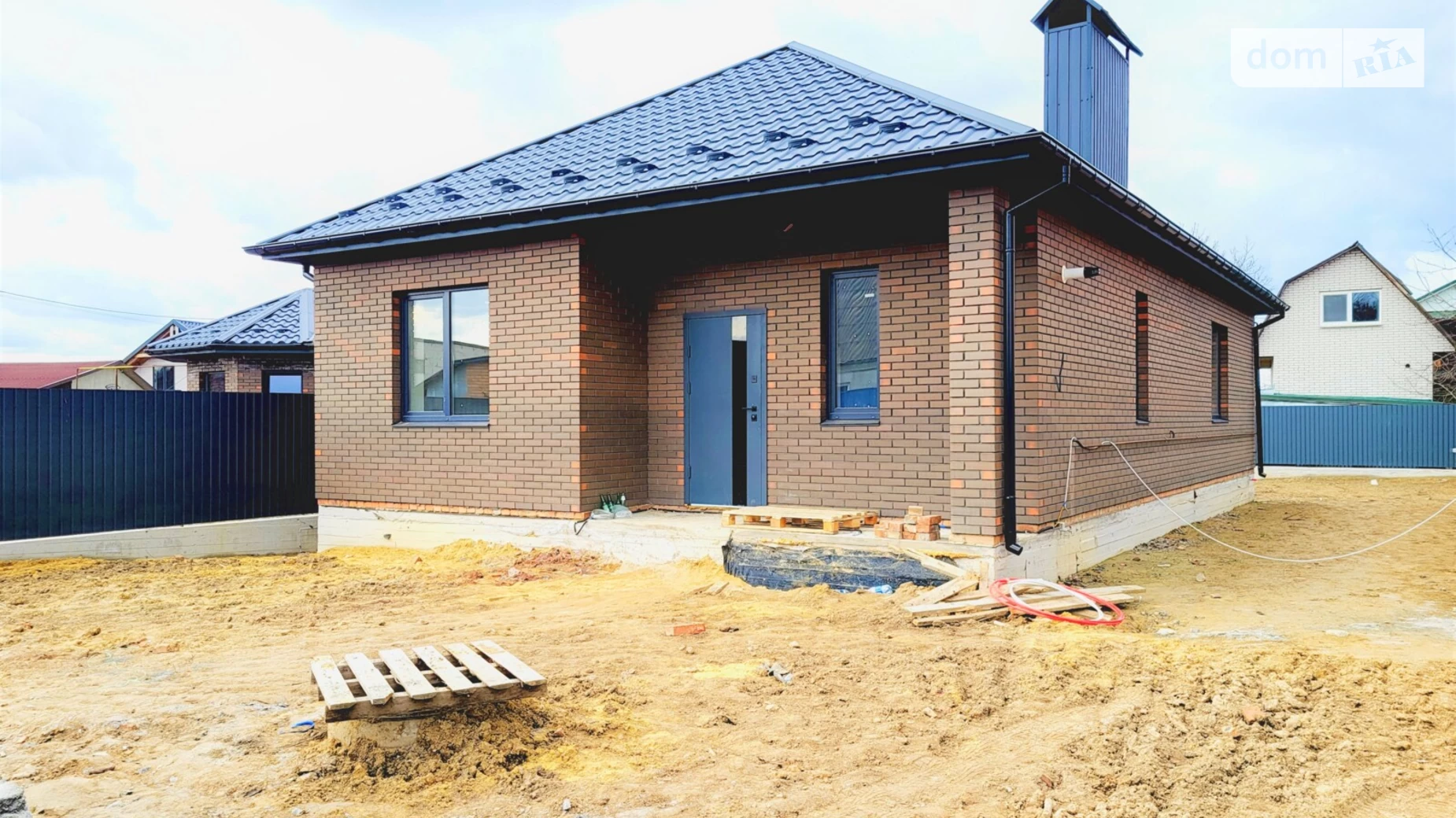 Продается одноэтажный дом 90 кв. м с камином, цена: 89000 $ - фото 2