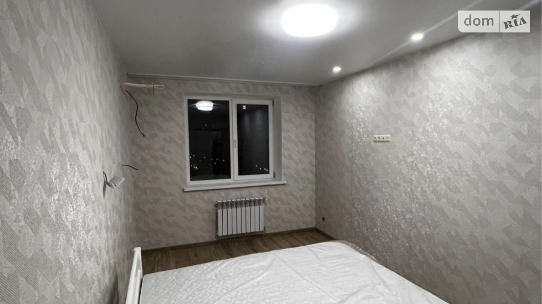Продается 1-комнатная квартира 38 кв. м в Софиевской Борщаговке, ул. Яблоневая, 9А