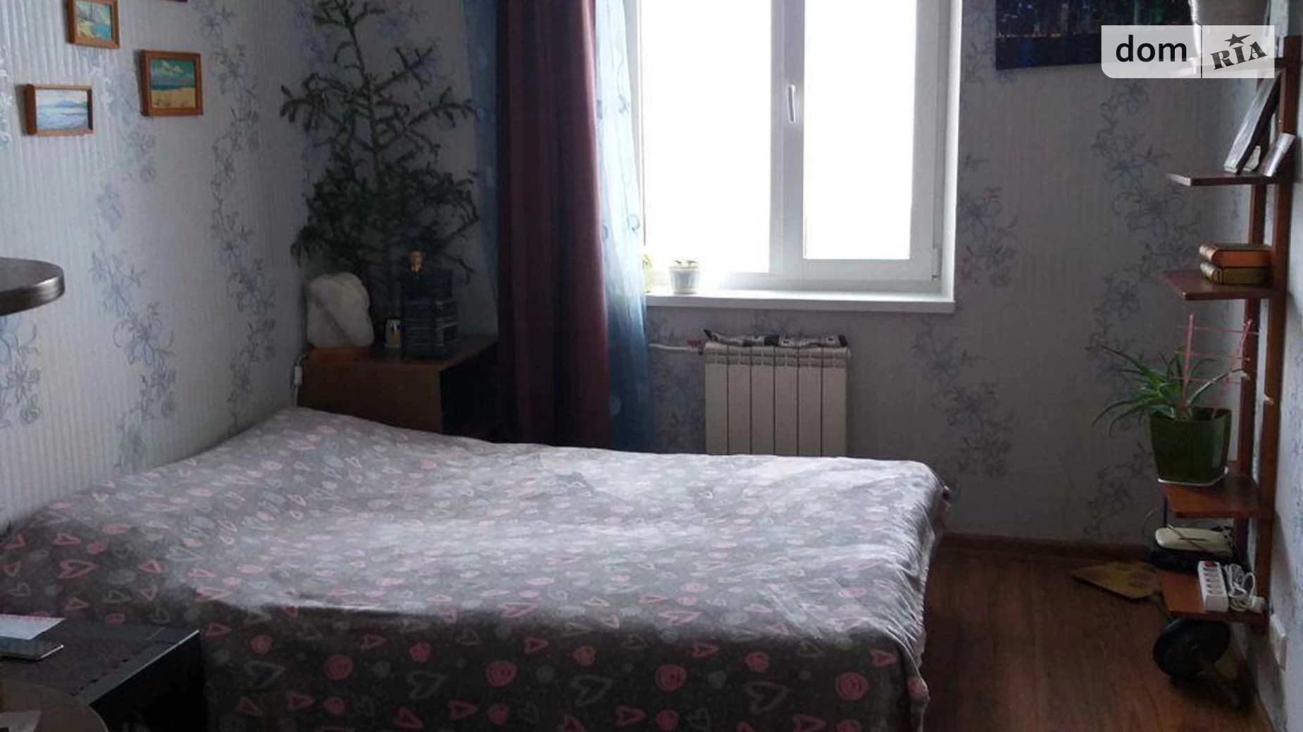 Продается 2-комнатная квартира 51 кв. м в Киеве, ул. Драгоманова, 42