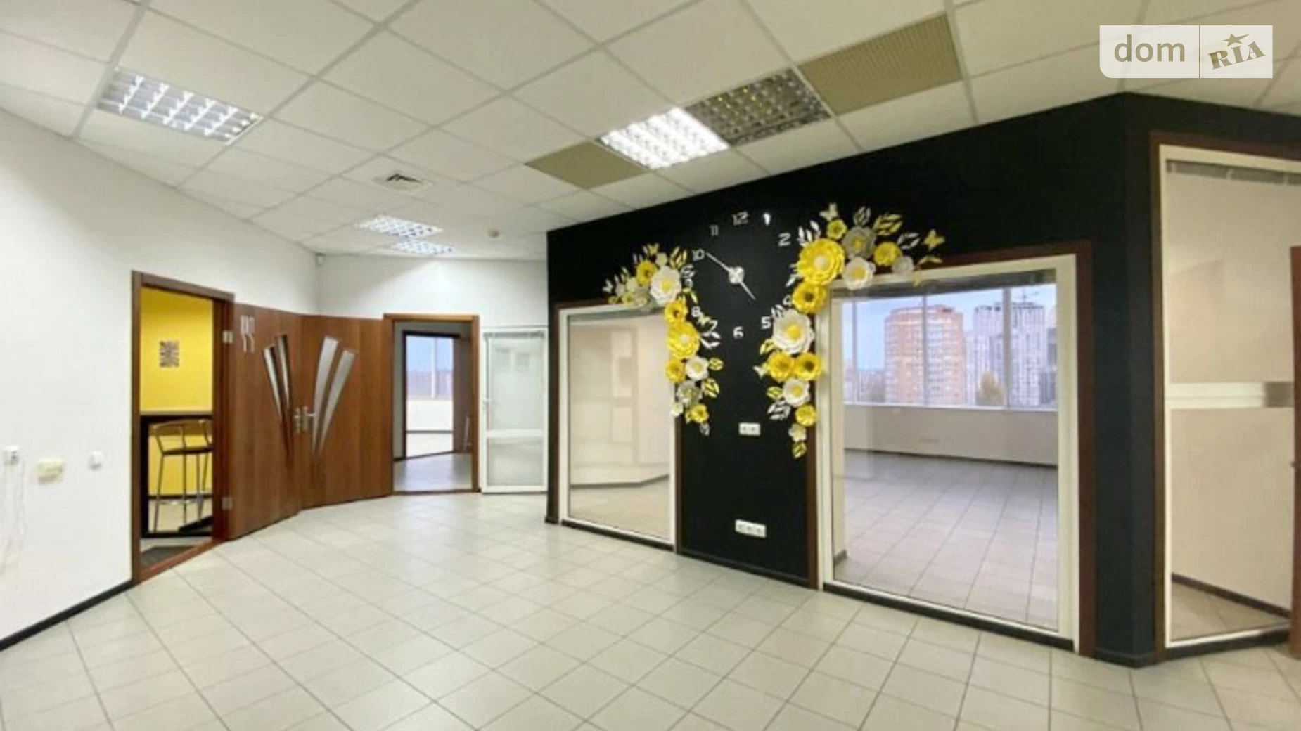 Сдается в аренду офис 387 кв. м в бизнес-центре, цена: 1650 $ - фото 4