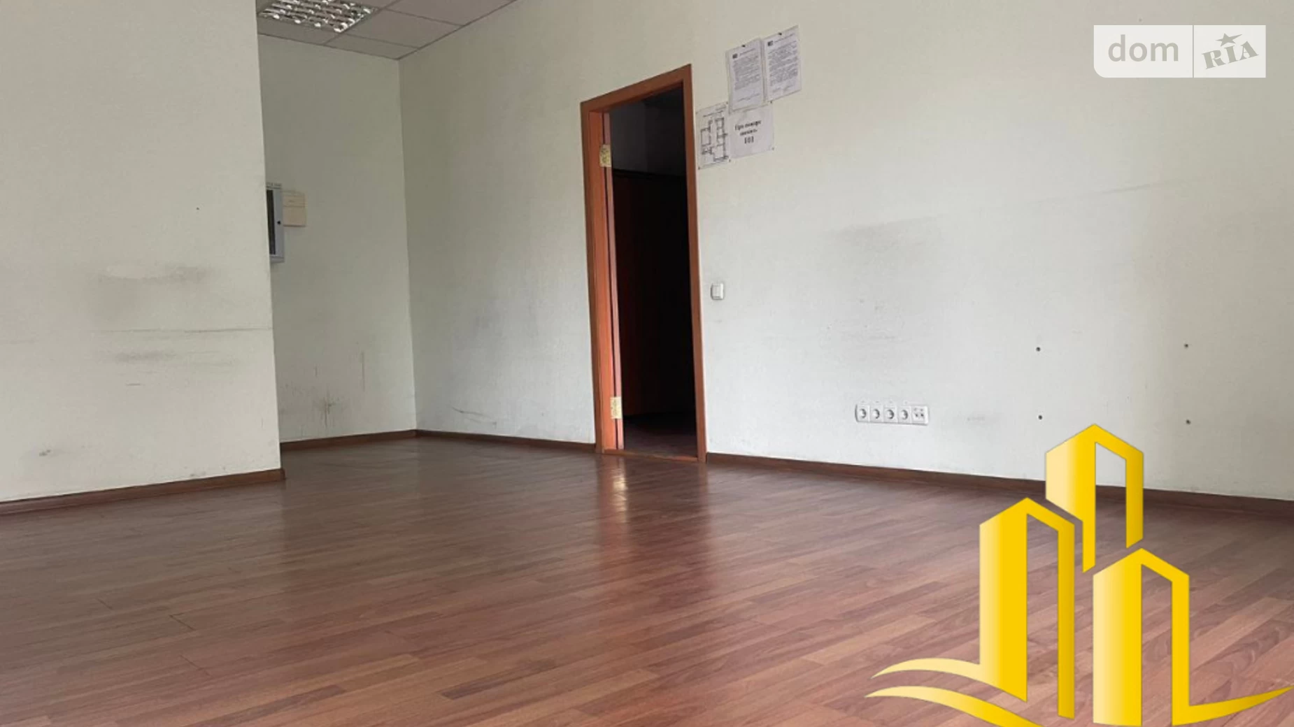 Продается офис 112 кв. м в бизнес-центре, цена: 65000 $ - фото 3