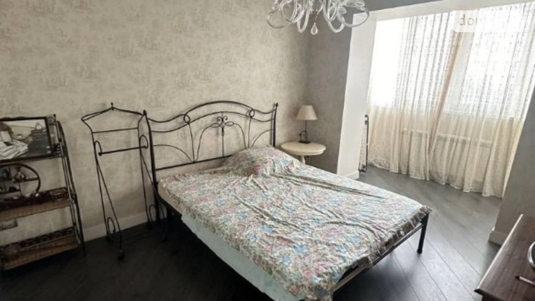Продается 2-комнатная квартира 93 кв. м в Одессе, ул. Садиковская