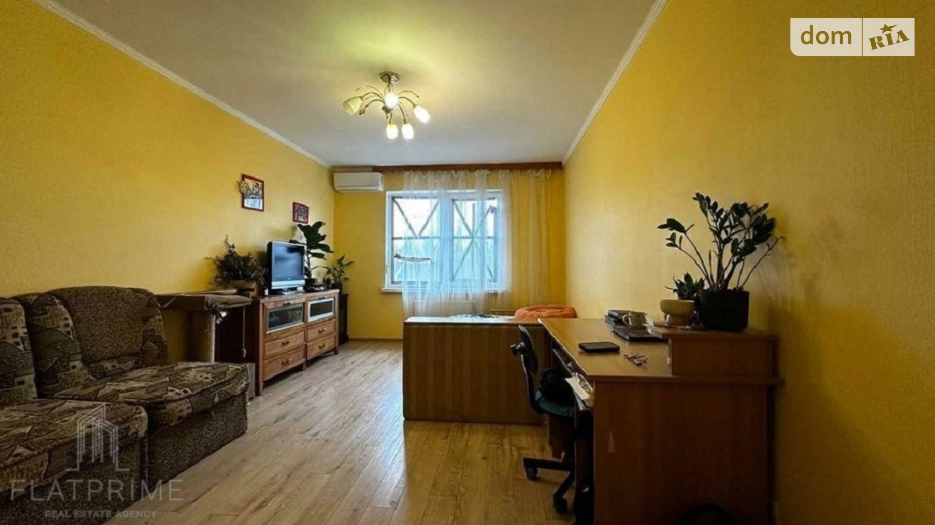 Продається 1-кімнатна квартира 43 кв. м у Києві, вул. Тираспольська, 60