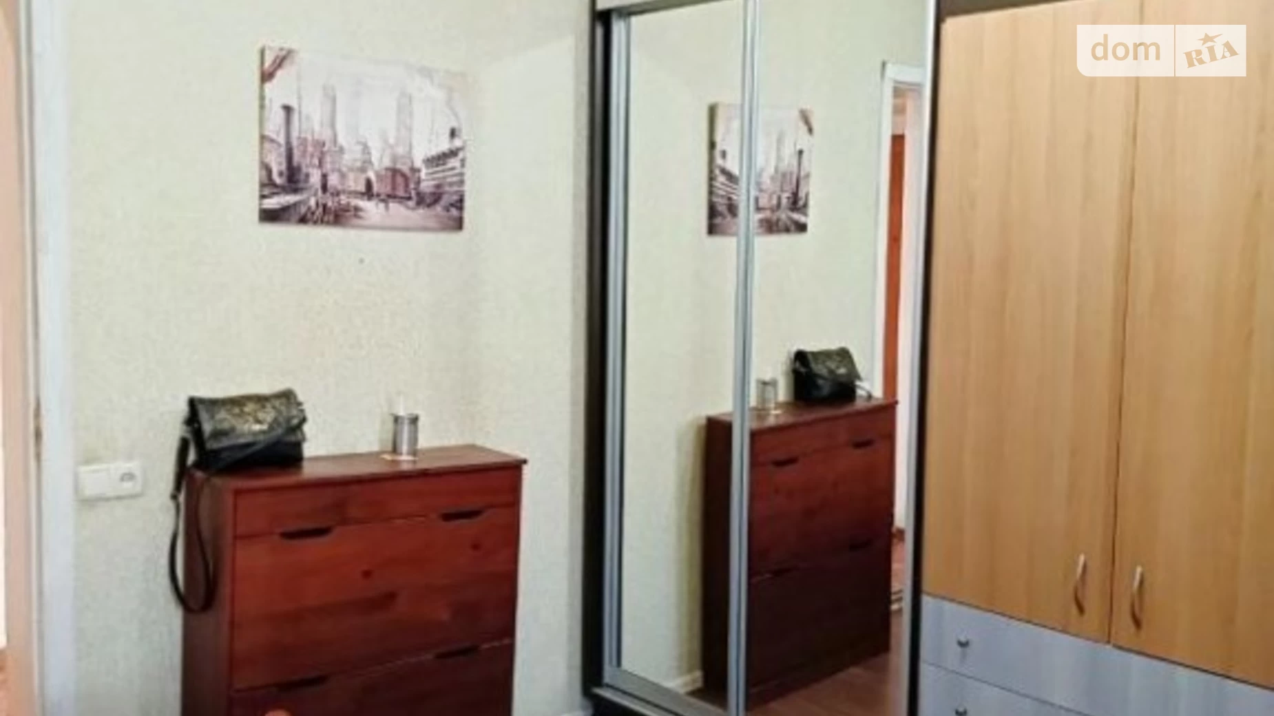 Продается 2-комнатная квартира 34 кв. м в Одессе, ул. Генерала Ватутина