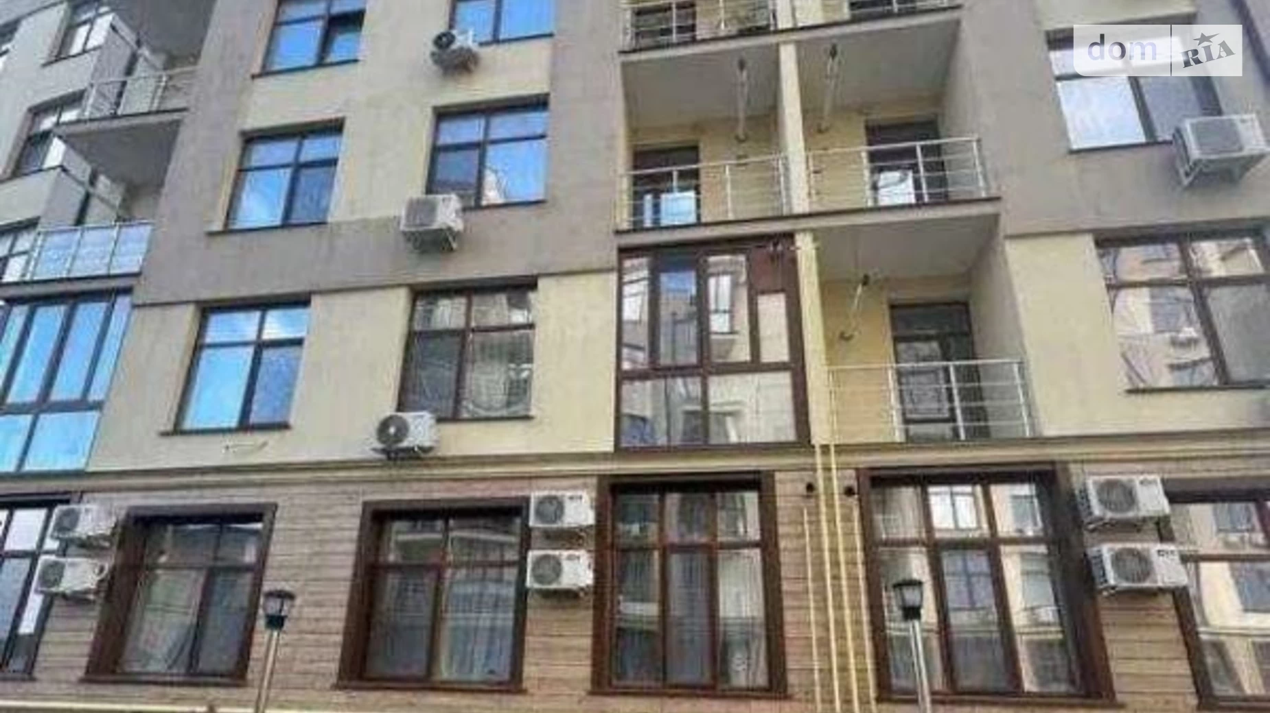 Продается 1-комнатная квартира 26 кв. м в Одессе, ул. Дача Ковалевского, 121