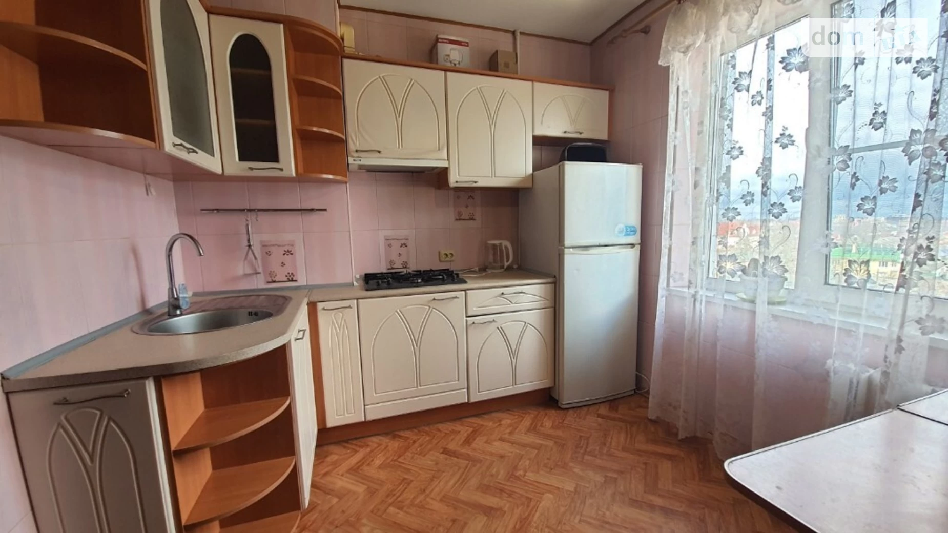 Продається 1-кімнатна квартира 34 кв. м у Одесі, вул. Люстдорфська дорога, 166