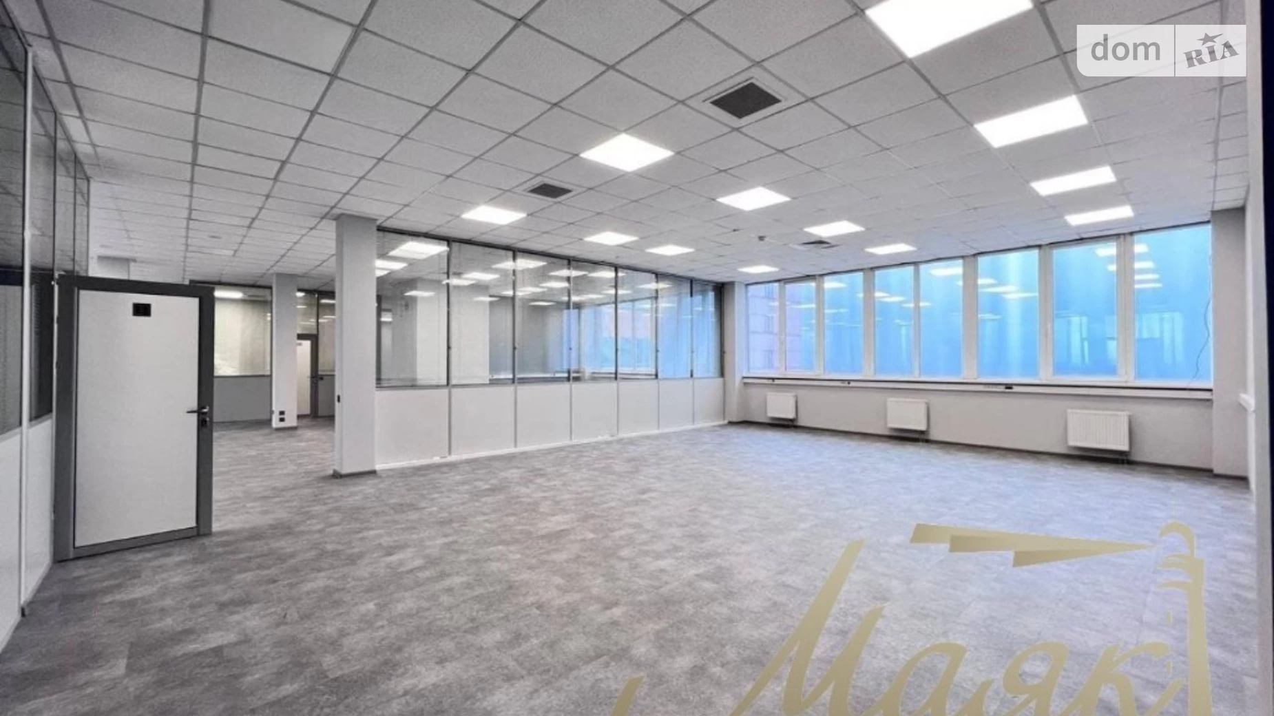 Сдается в аренду офис 500 кв. м в бизнес-центре, цена: 8400 $ - фото 3