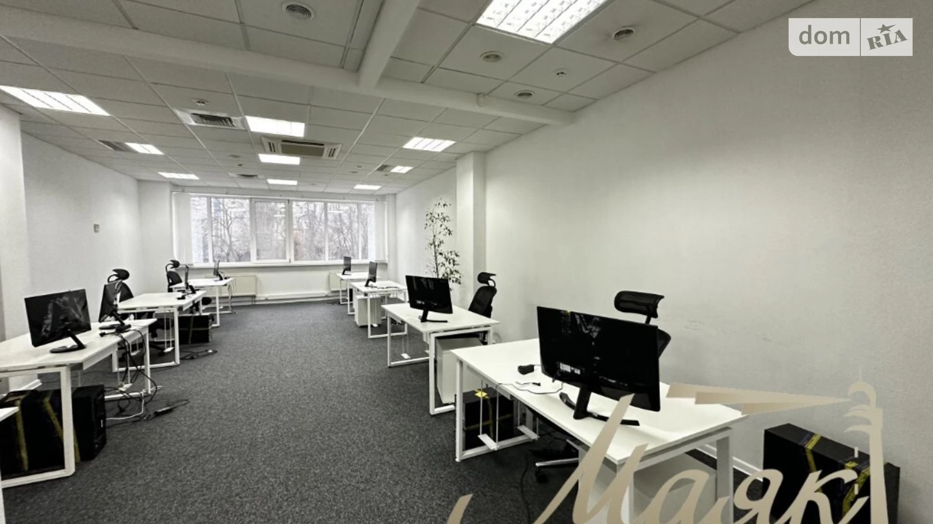 Сдается в аренду офис 585 кв. м в бизнес-центре, цена: 8200 $ - фото 2