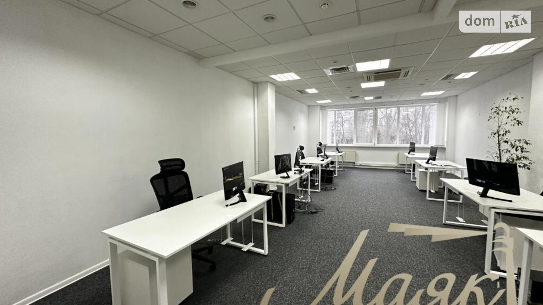Сдается в аренду офис 585 кв. м в бизнес-центре, цена: 8200 $ - фото 3