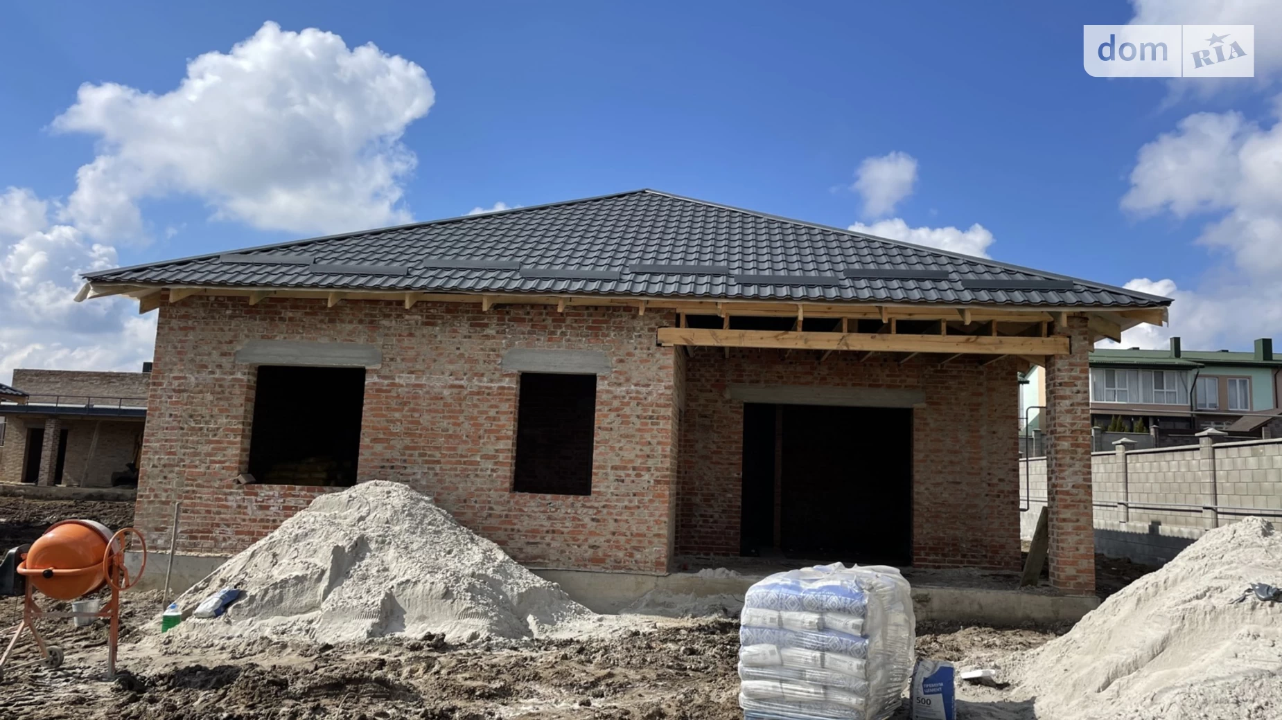 Продается одноэтажный дом 130 кв. м с гаражом, цена: 80000 $ - фото 2