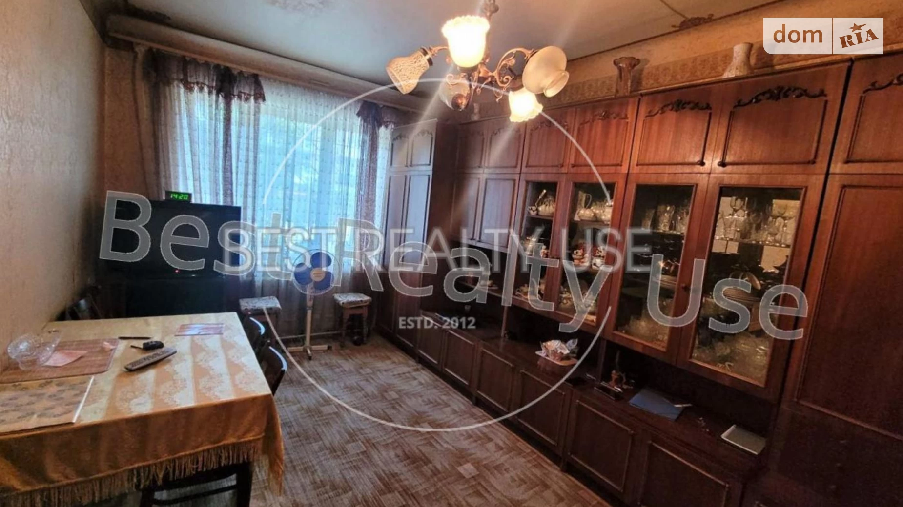 Продається 3-кімнатна квартира 56.1 кв. м у Києві, просп. Леоніда Каденюка(Юрія Гагаріна)