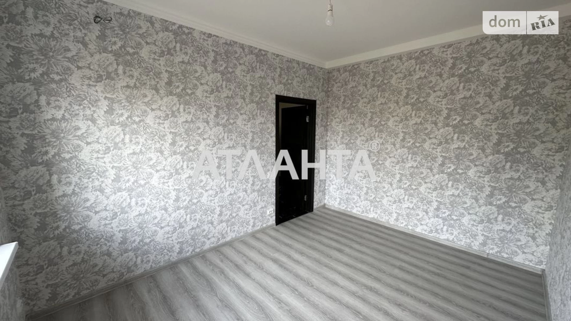 Продается 2-комнатная квартира 43.1 кв. м в Одессе, ул. Академика Гаркового