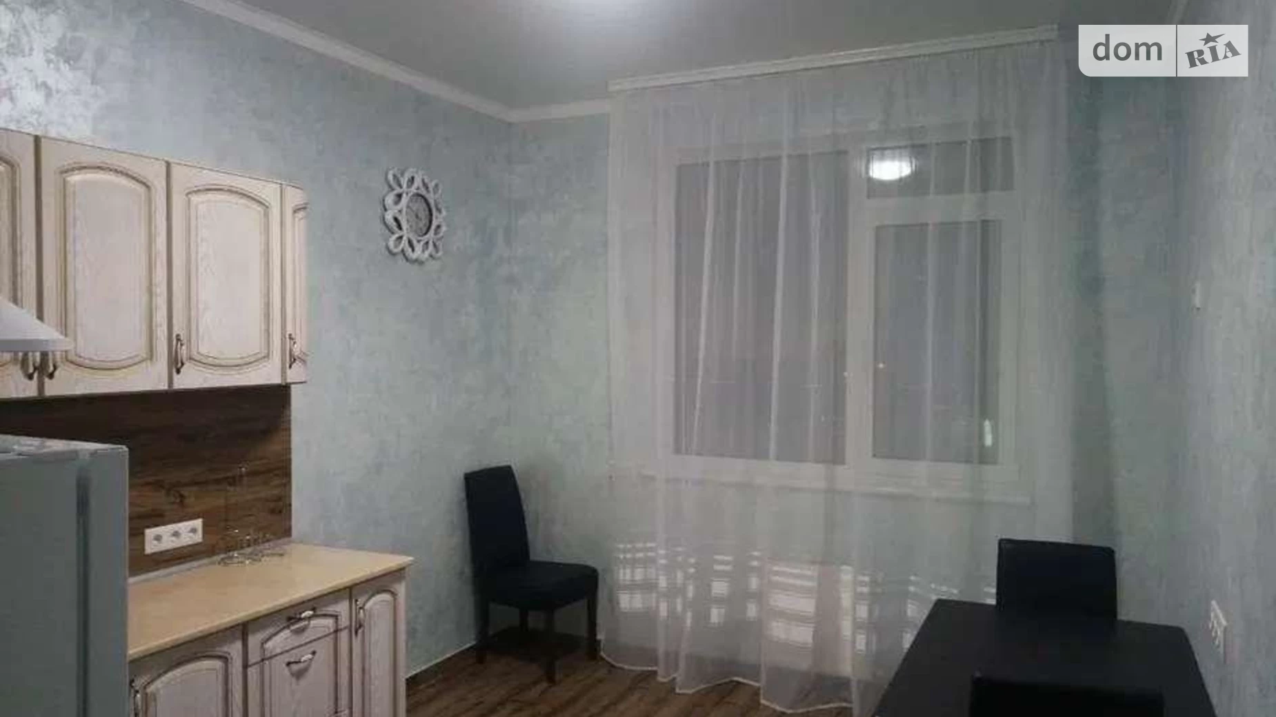 Продается 1-комнатная квартира 46 кв. м в Крыжановка, ул. Академика Сахарова, 3А