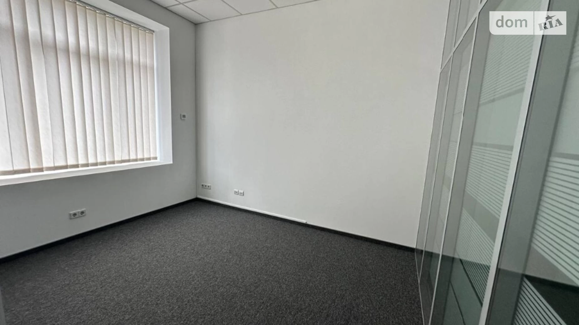 Сдается в аренду офис 129.92 кв. м в бизнес-центре, цена: 2496 $ - фото 3