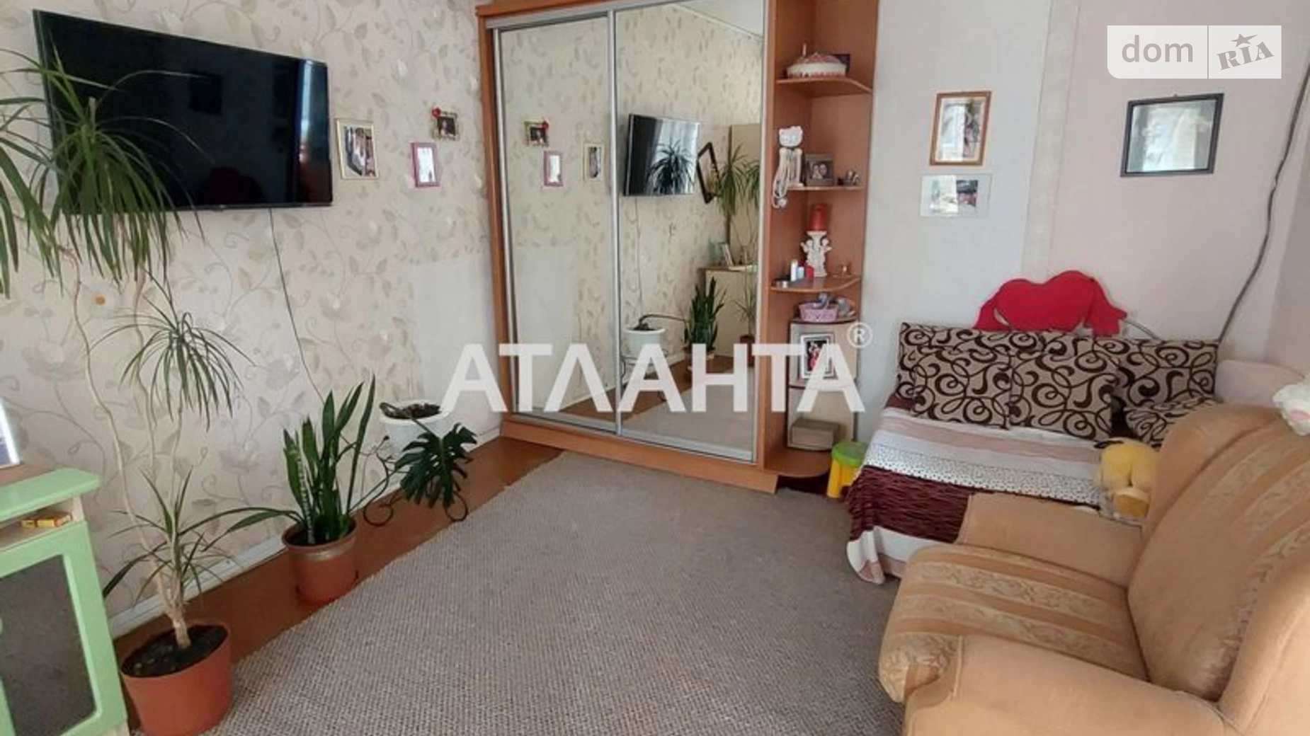 Продается 3-комнатная квартира 69.8 кв. м в Одессе, ул. Утесова