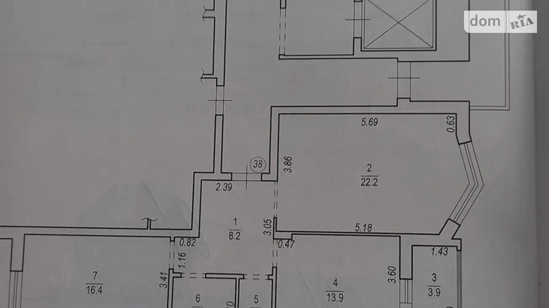 Продается 2-комнатная квартира 71 кв. м в Львове, ул. Железнодорожная, 15