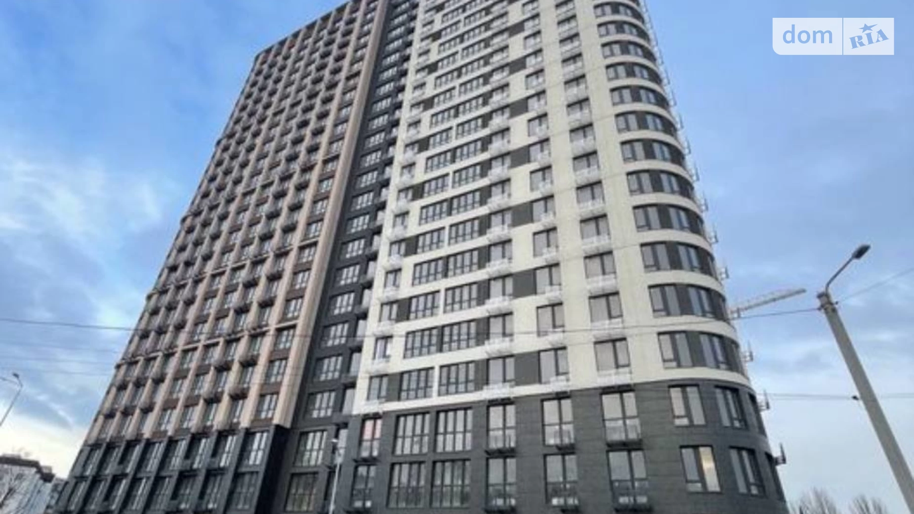 Продается 1-комнатная квартира 51 кв. м в Одессе, ул. Ивана Франко, 40 корпус 1