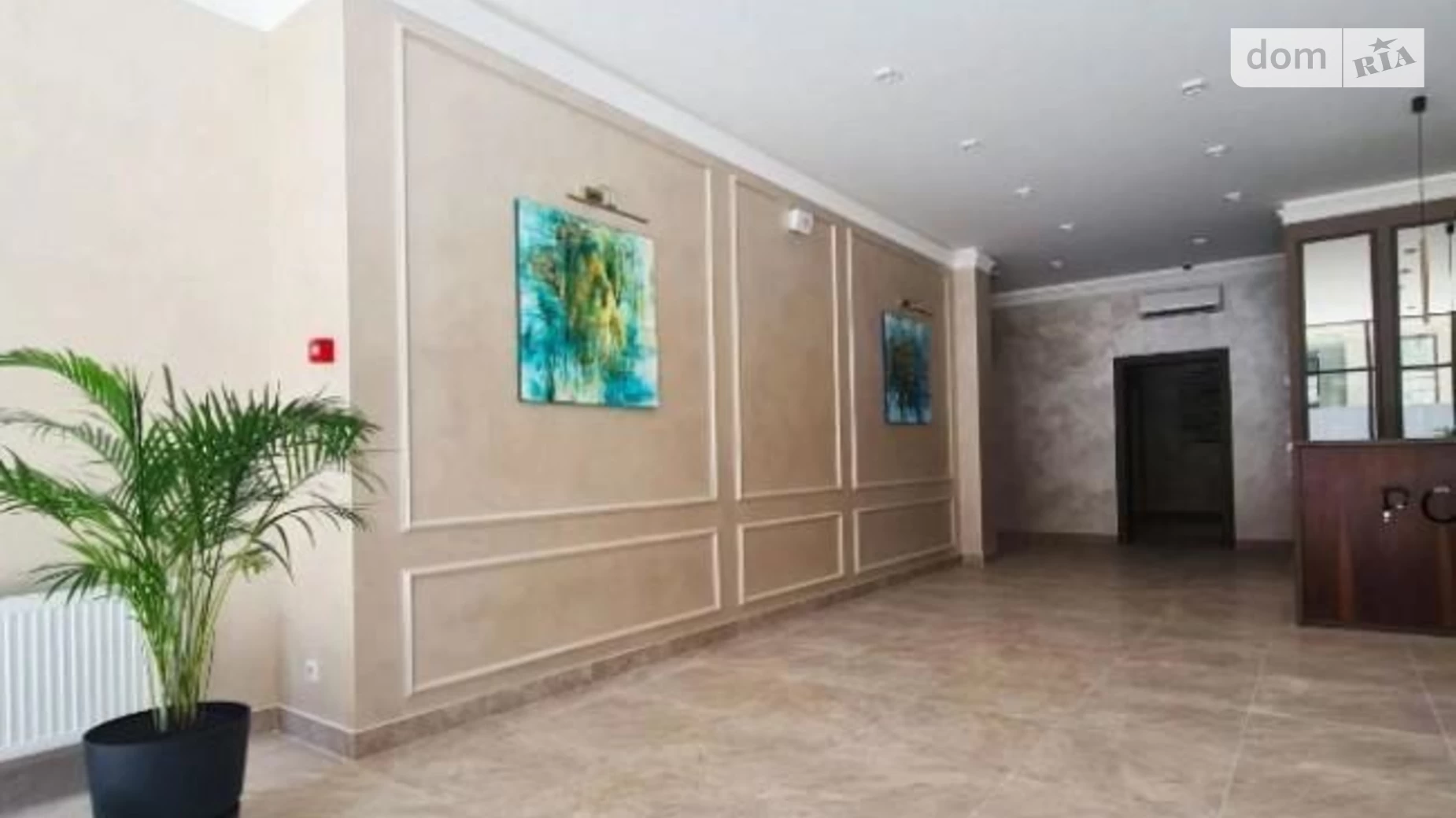 Продается 1-комнатная квартира 52 кв. м в Одессе, ул. Генуэзская, 1Е корпус 2