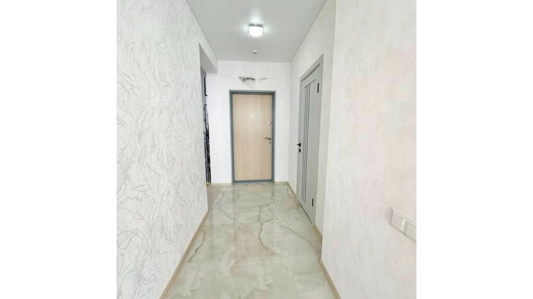 Продається 1-кімнатна квартира 42 кв. м у Одесі, вул. Варненська - фото 2