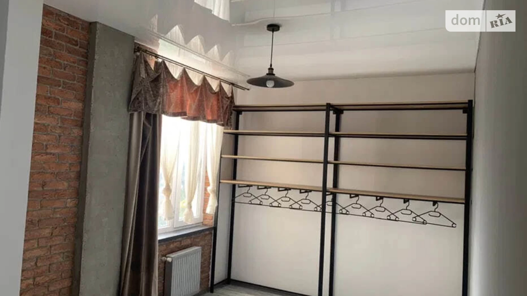 Продается 2-комнатная квартира 61 кв. м в Одессе, ул. Генерала Цветаева