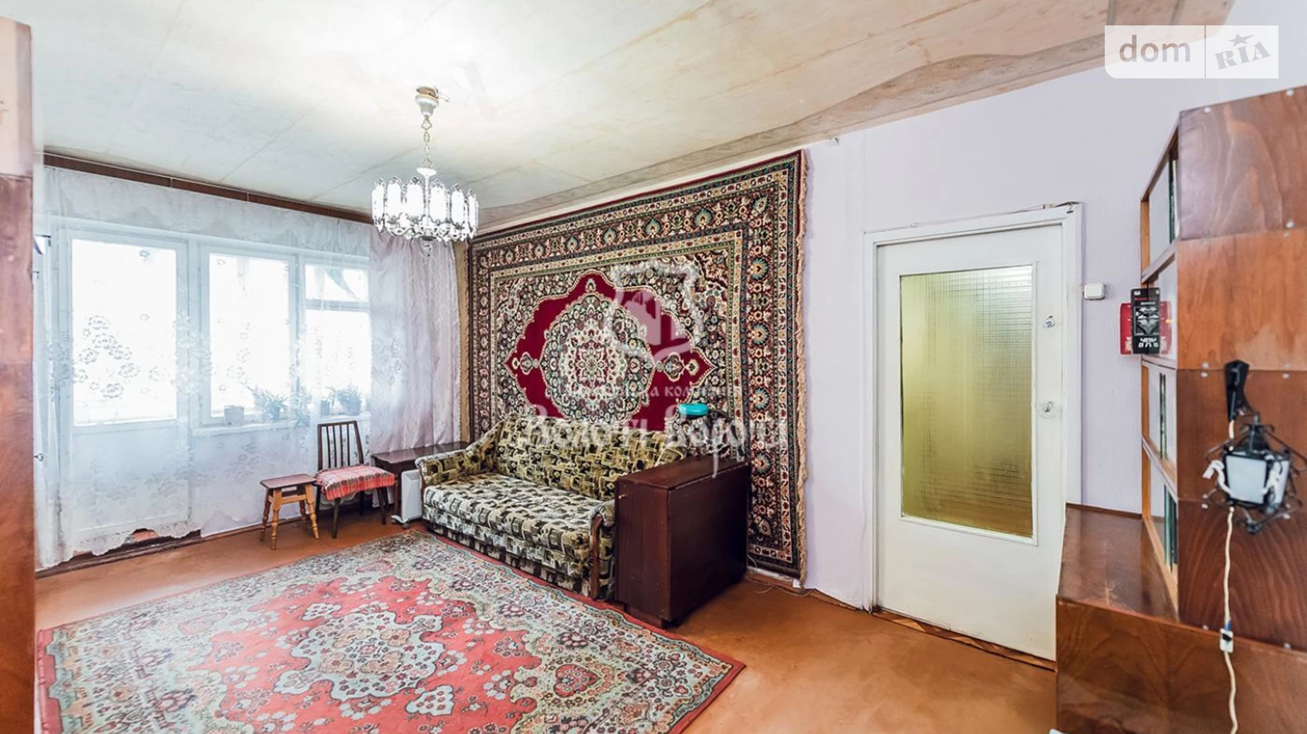Продается 2-комнатная квартира 55 кв. м в Киеве, ул. Героев Днепра, 7