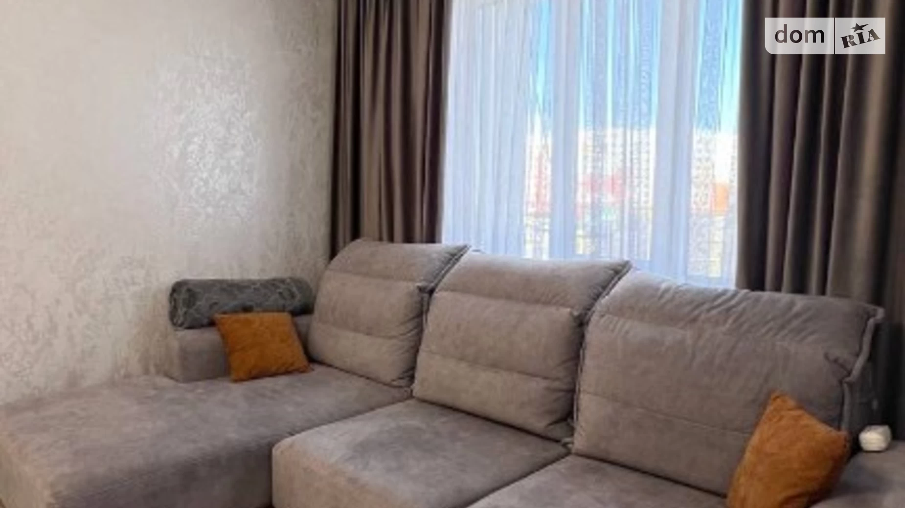 Продается 3-комнатная квартира 90 кв. м в Ровно, ул. Черновола Вячеслава, 91