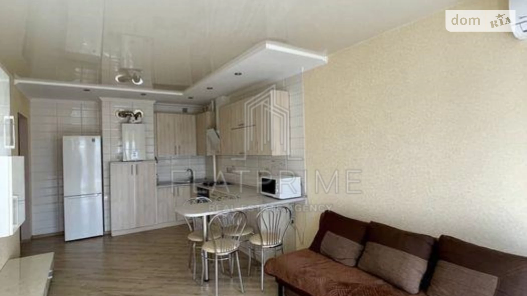 Продается 2-комнатная квартира 55 кв. м в Киеве, ул. Центральная, 21А - фото 2