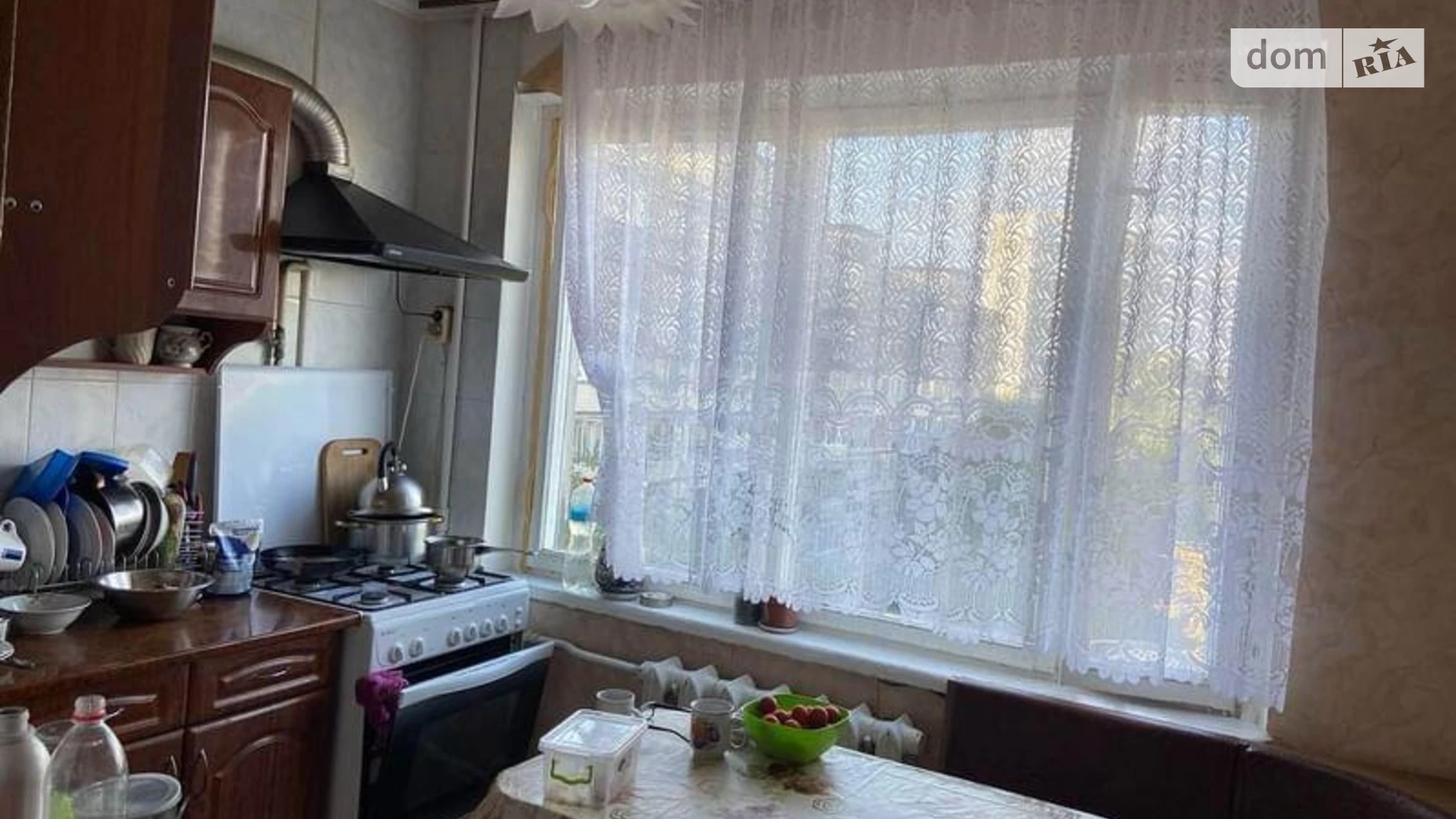 Продается 3-комнатная квартира 64 кв. м в Киеве, ул. Генерала Наумова, 41