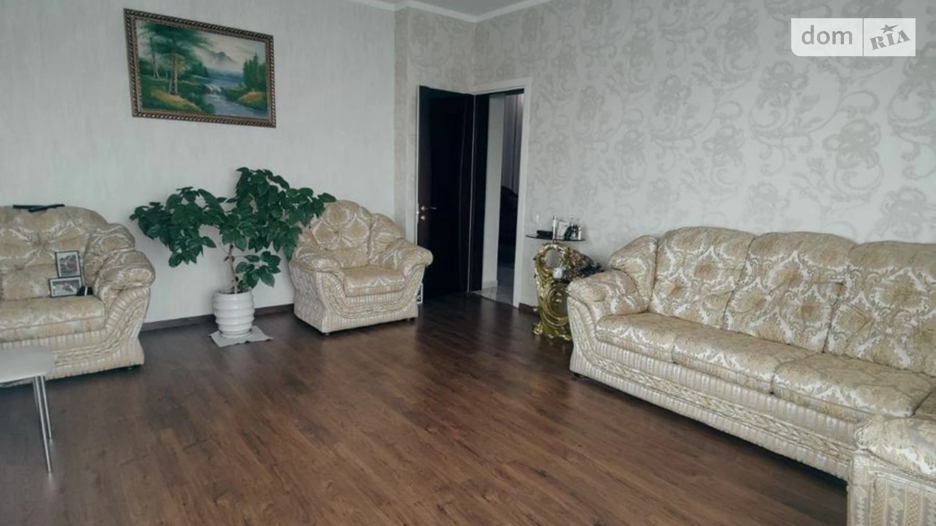 Продається 2-кімнатна квартира 85 кв. м у Одесі, вул. Середньофонтанська