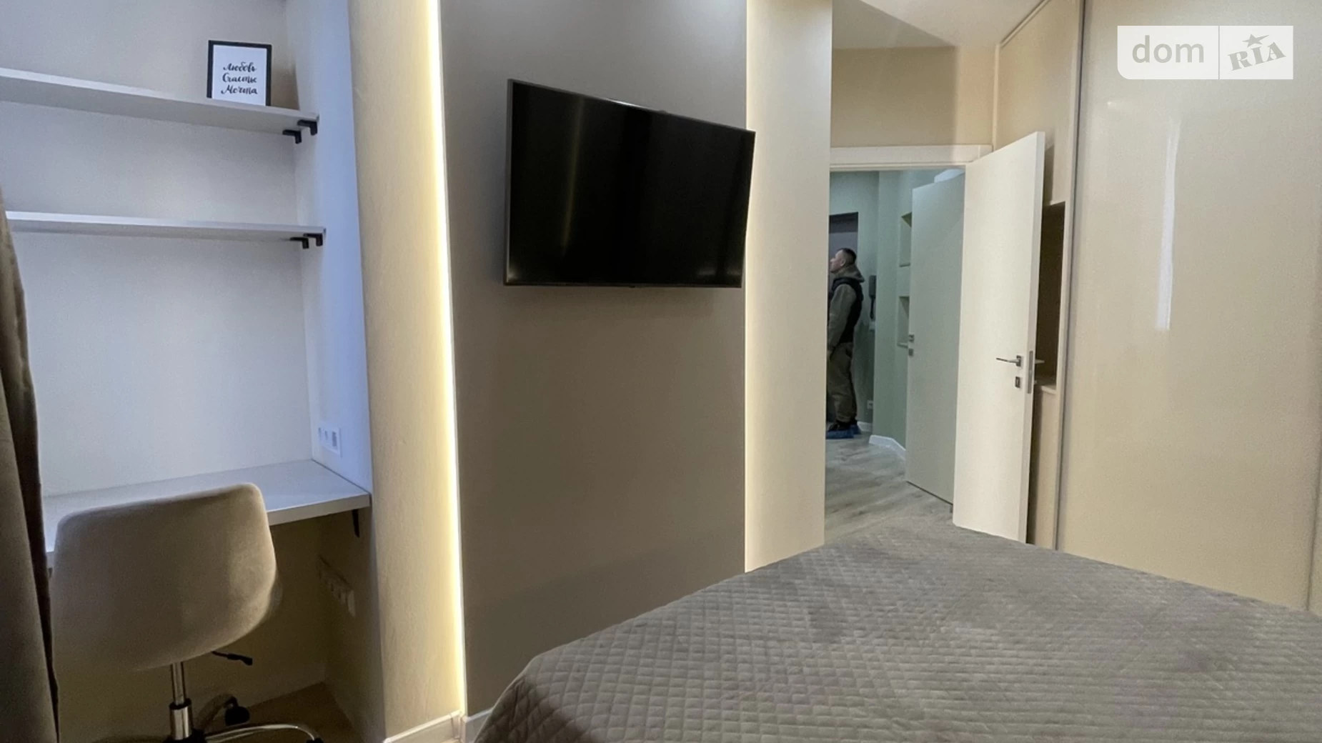 Продається 1-кімнатна квартира 40 кв. м у Чорноморську, вул. Захисників України(1 Травня), 42 - фото 5