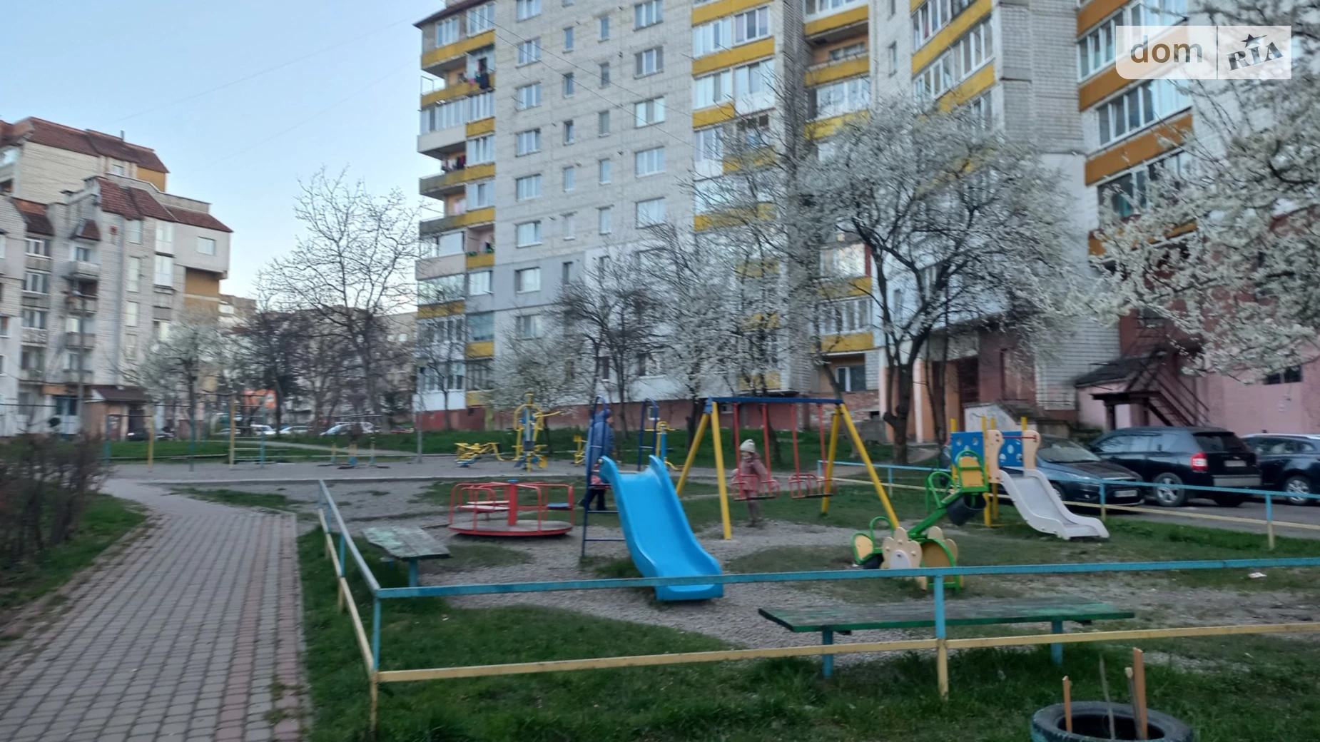 Продається 1-кімнатна квартира 39.3 кв. м у Трускавці, вул. Стебницька, 86 - фото 2