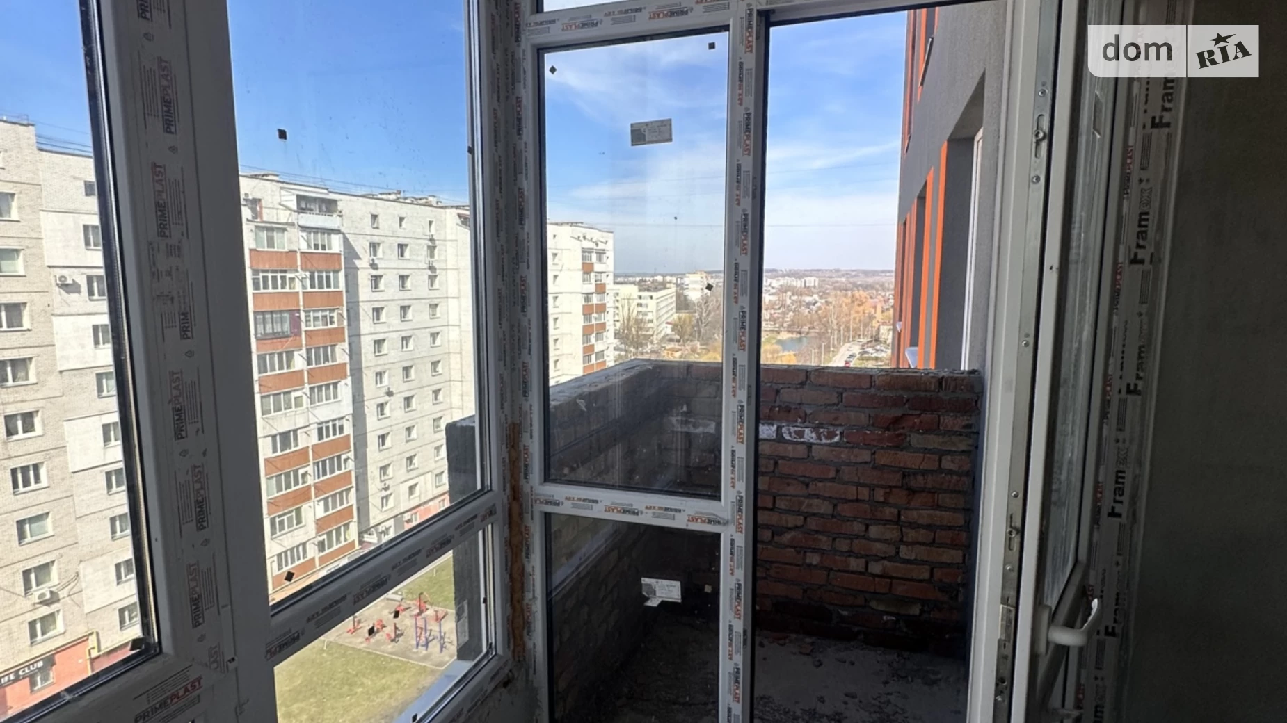Продается 2-комнатная квартира 70 кв. м в Хмельницком