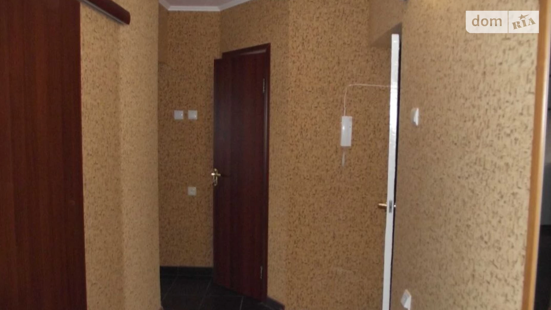 Продается 2-комнатная квартира 49.7 кв. м в Николаеве, ул. Январева
