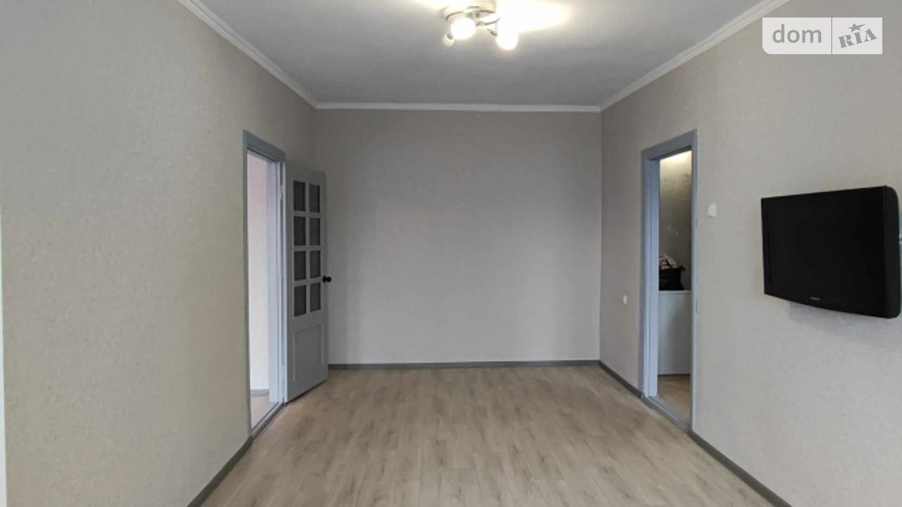 Продається 2-кімнатна квартира 44.5 кв. м у Чорноморську