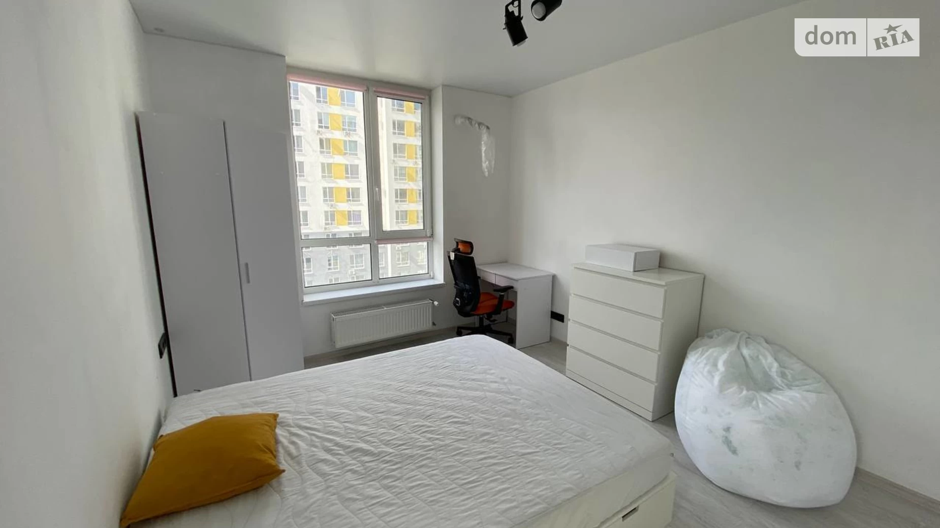 Продается 2-комнатная квартира 53.5 кв. м в Ирпене, ул. Университетская - фото 3