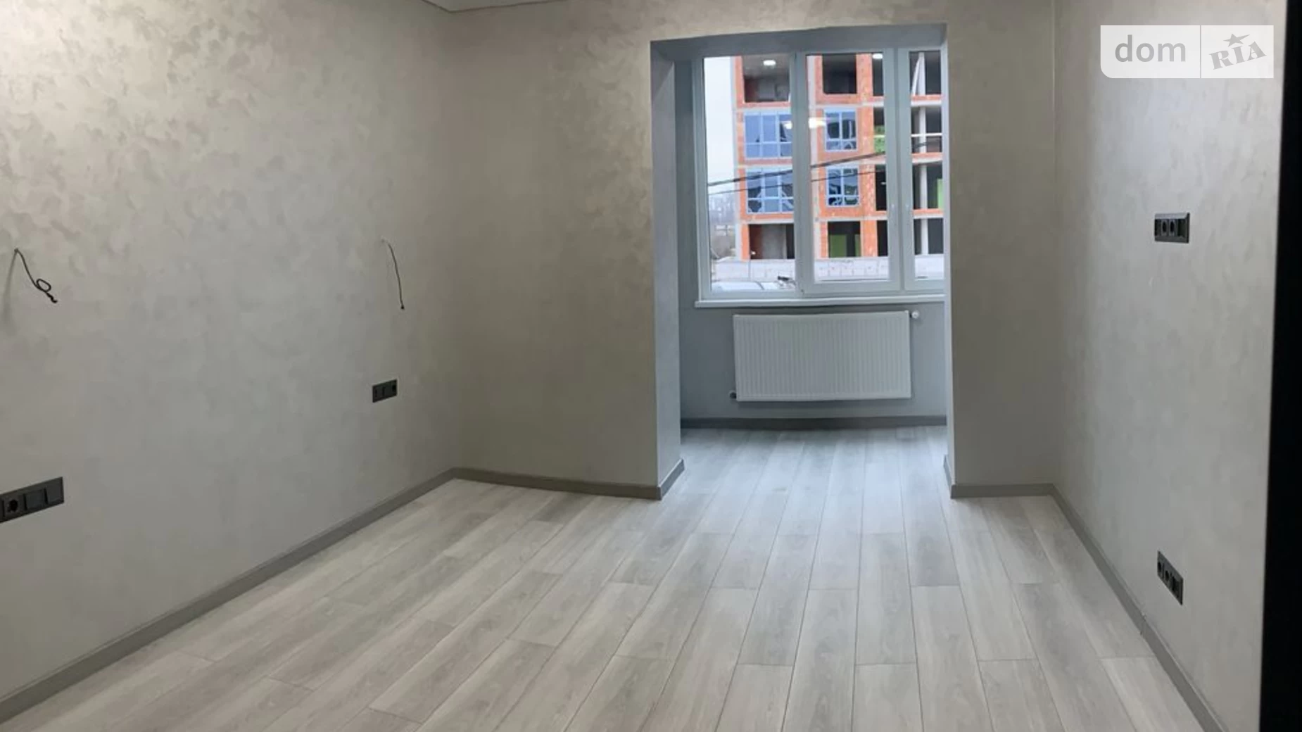 Продается 2-комнатная квартира 69.6 кв. м в Ивано-Франковске