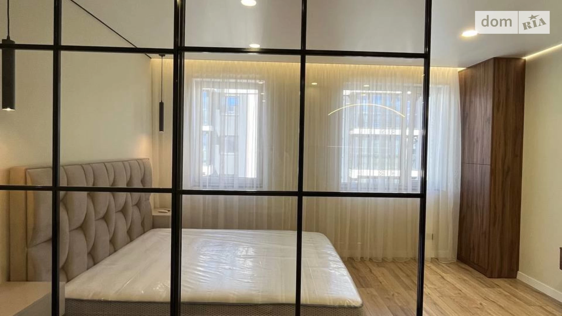 Продается 1-комнатная квартира 39 кв. м в Ивано-Франковске