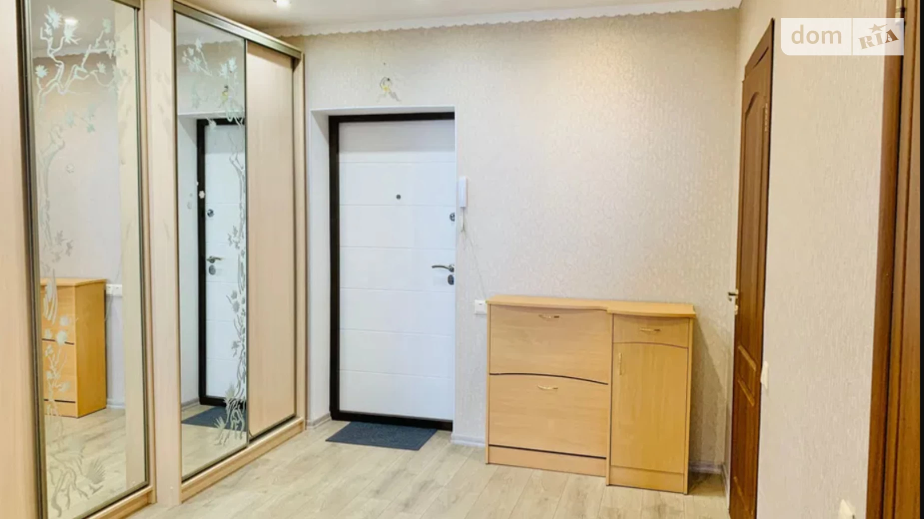 Продается 1-комнатная квартира 56 кв. м в Софиевской Борщаговке, ул. Леси Украинки, 11 - фото 2