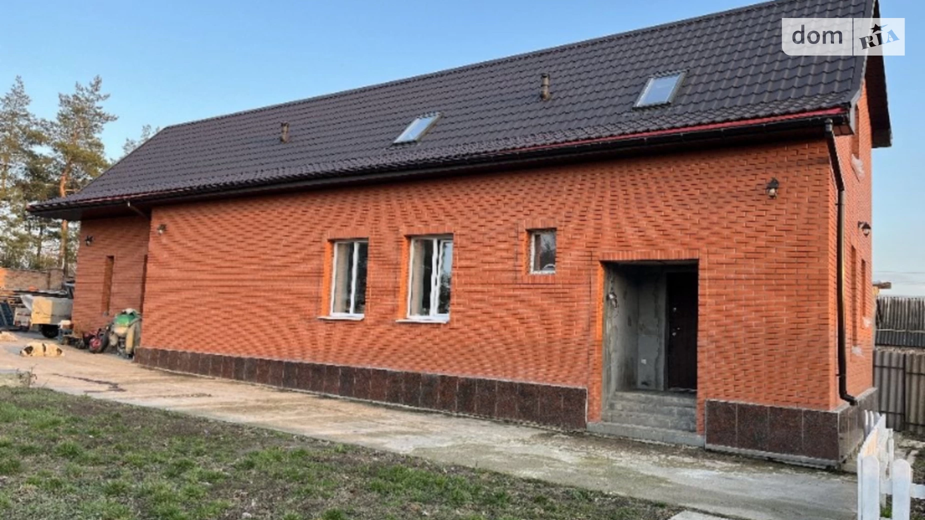 Продается дом на 2 этажа 185 кв. м с верандой, цена: 82000 $ - фото 3