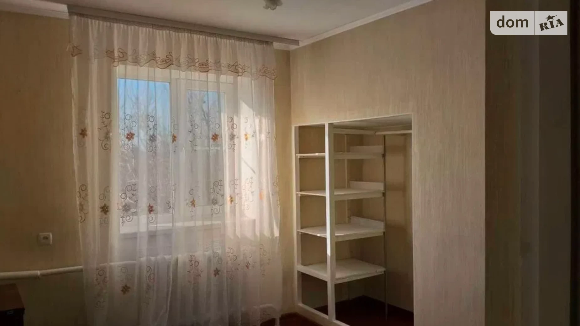 Продается дом на 2 этажа 97 кв. м с камином, ул. Набережная, 78