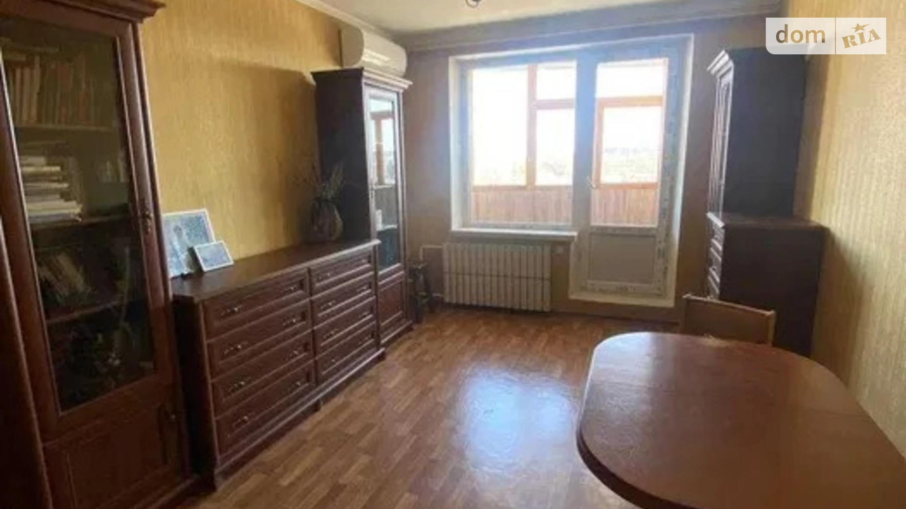 Продается 2-комнатная квартира 45 кв. м в Харькове, ул. Дмитрия Коцюбайло(Державинская), 2