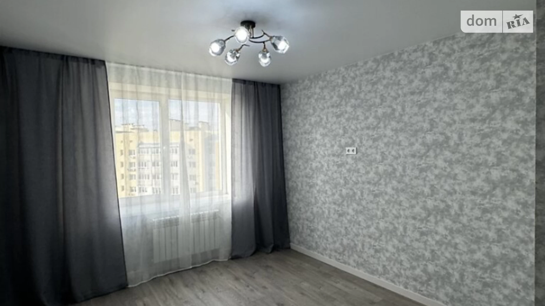 Продается 2-комнатная квартира 68 кв. м в Виннице, ул. Александровская, 1